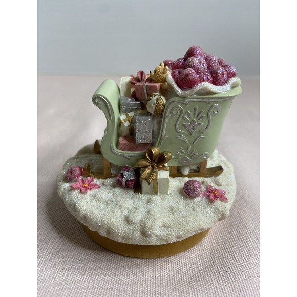 Christmas sleigh candle topper Round Multicolored W/ Sparkles. - Picture 1 of 7